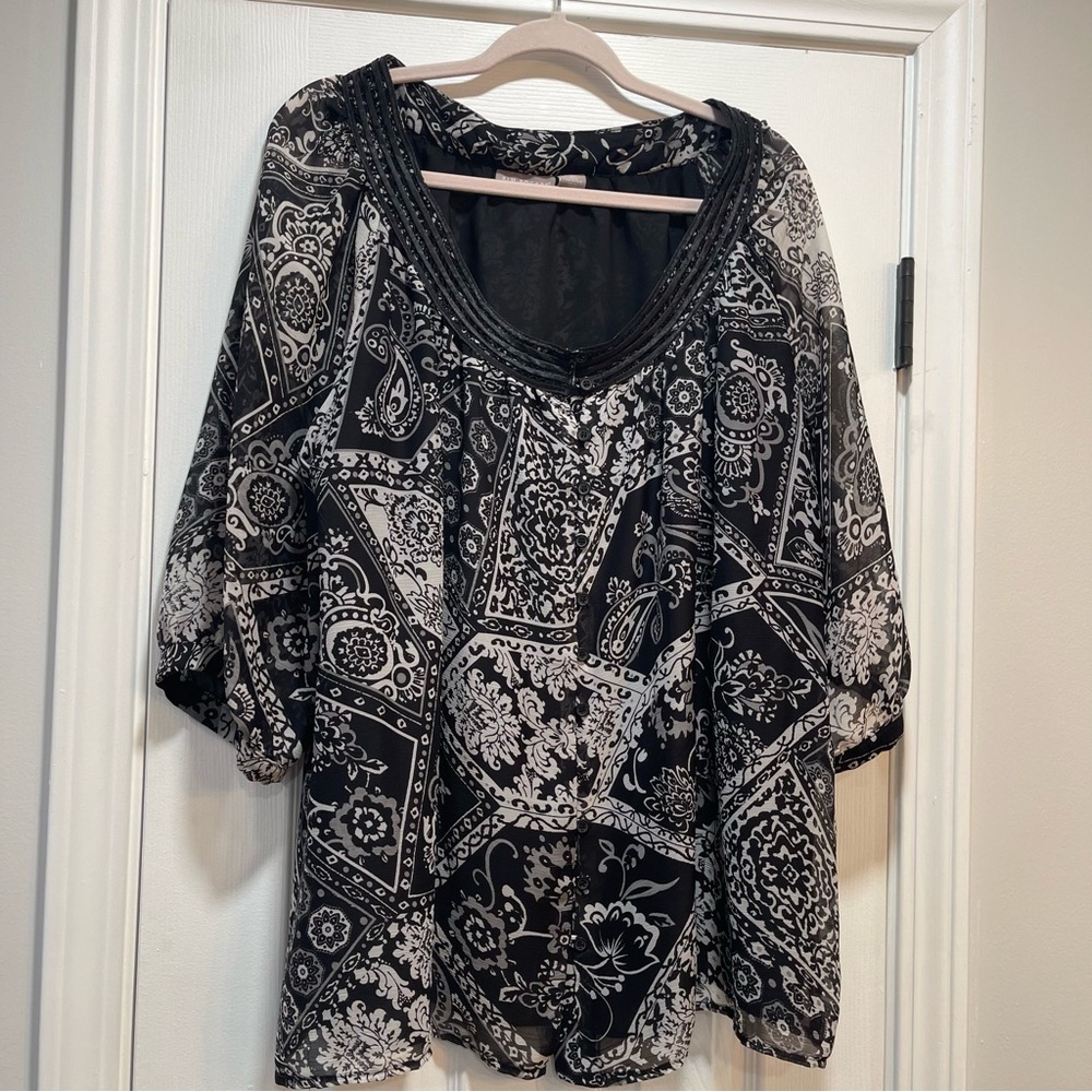 Kim Rogers Black and White Boxy Blouse